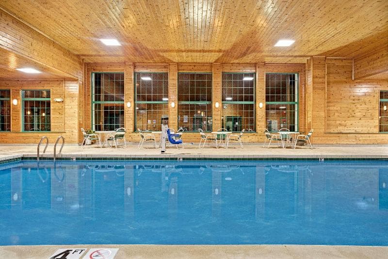 Super 8 By Wyndham Hudson 5
