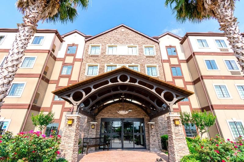 Staybridge Suites Houston IAH - Beltway 8 5