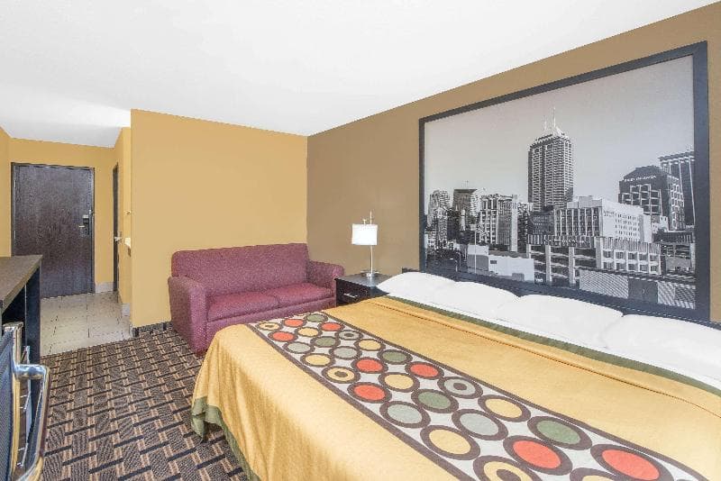 Super 8 by Wyndham Terre Haute 2