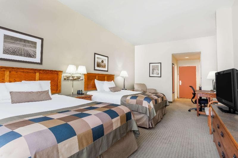 Wingate By Wyndham Helena Airport 4
