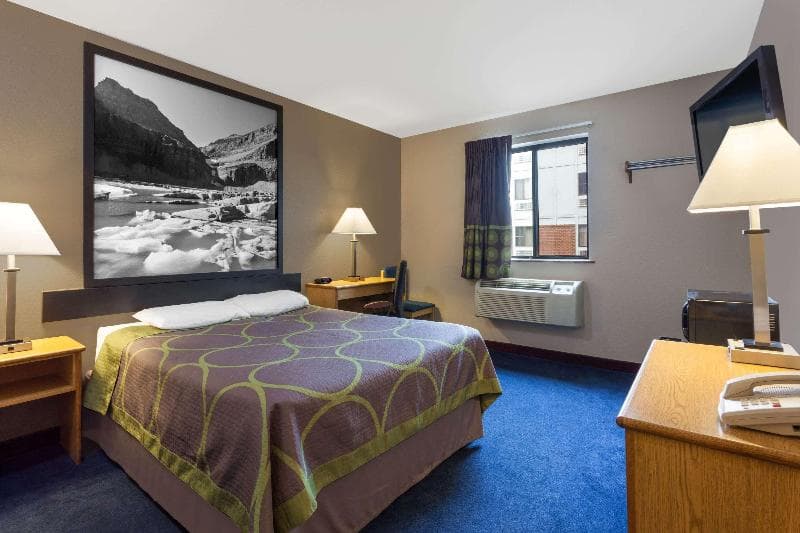 Super 8 By Wyndham Helena 4