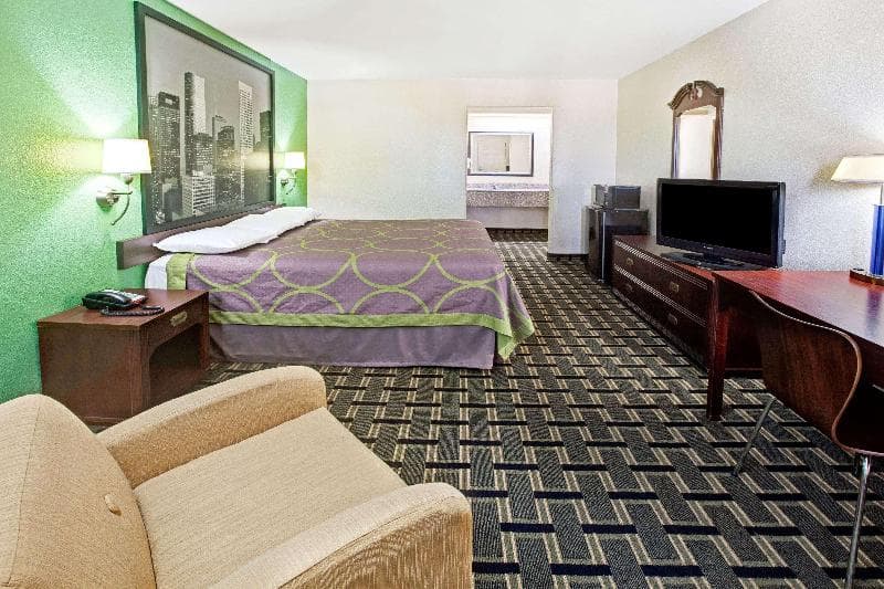 Super 8 By Wyndham Baytown 3