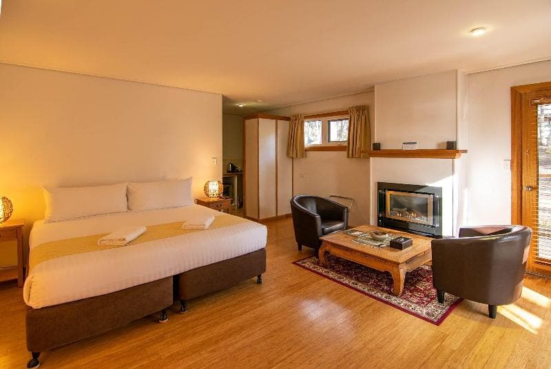 Lake St Clair Lodge photo 1
