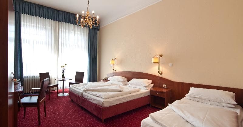 Novum Hotel Kronprinz Hamburg 4