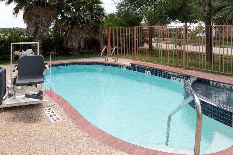 Super 8 by Wyndham Stafford Sugarland Area 5