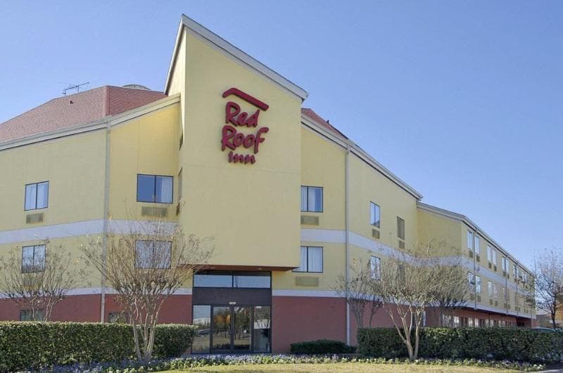 Red Roof Inn Houston - Westchase 3