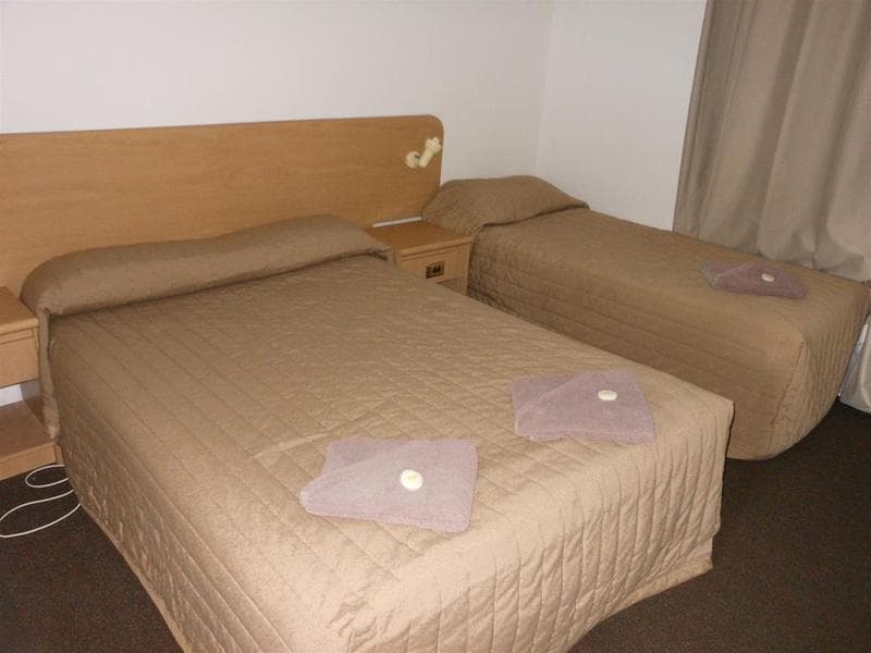 Parkway Motel 2