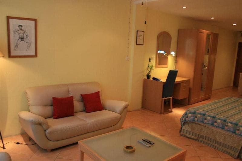 Aquarius Guesthouse & Sauna Adults Only 4