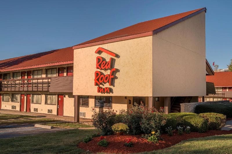 Red Roof Inn Hickory 3