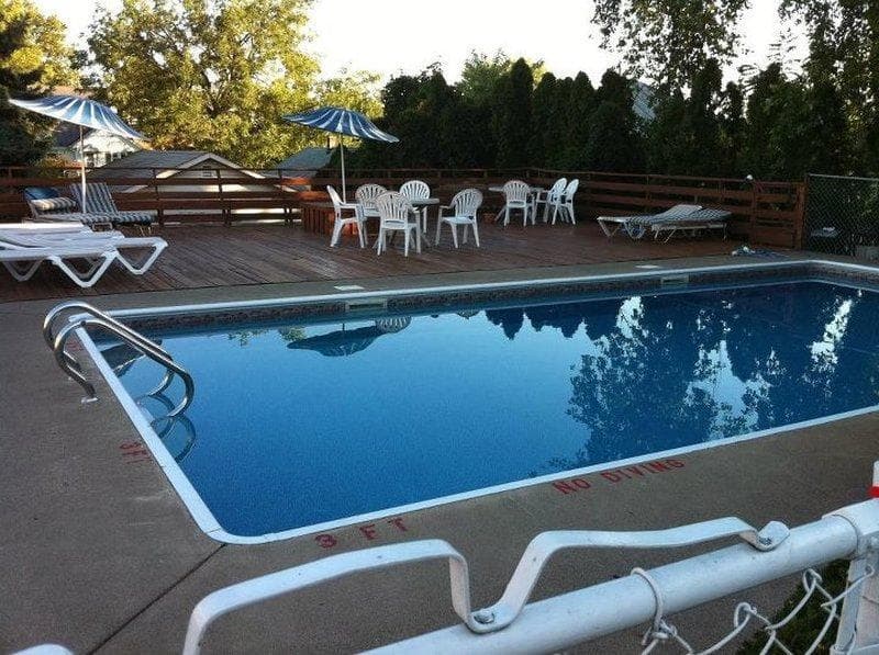 Cocoa Country Inn At The Park 3