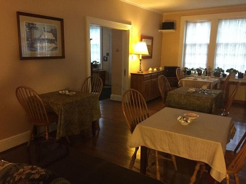 Red Lion Bed & Breakfast 3