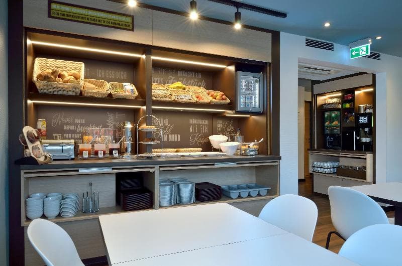 B&B HOTEL Hannover-Lahe 3