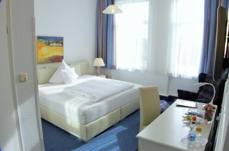 Hotel Alpha 5