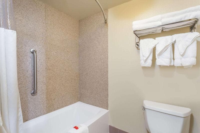 Days Inn by Wyndham Hershey 5