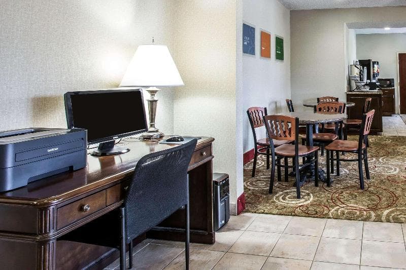 Comfort Inn & Suites Lenoir Hwy 321 Northern Foothills photo 1