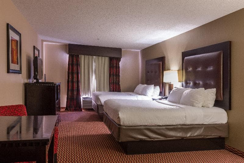 Holiday Inn Express Newington 4