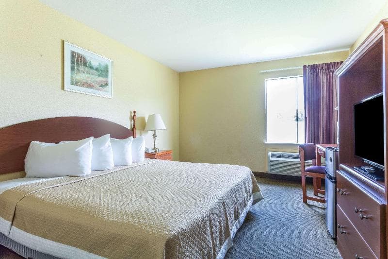 Days Inn By Wyndham Houma La 3