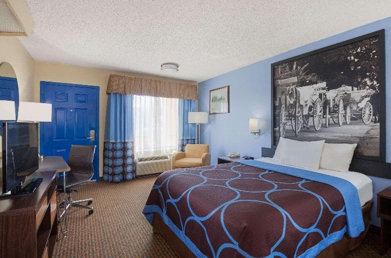 Super 8 By Wyndham Hammond photo 1