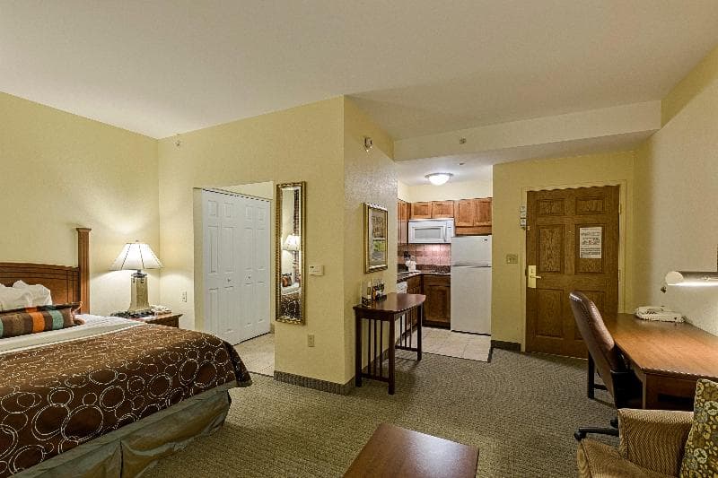 Staybridge Suites Harrisburg Hershey 2