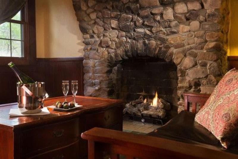 Hilltop Manor Bed And Breakfast main