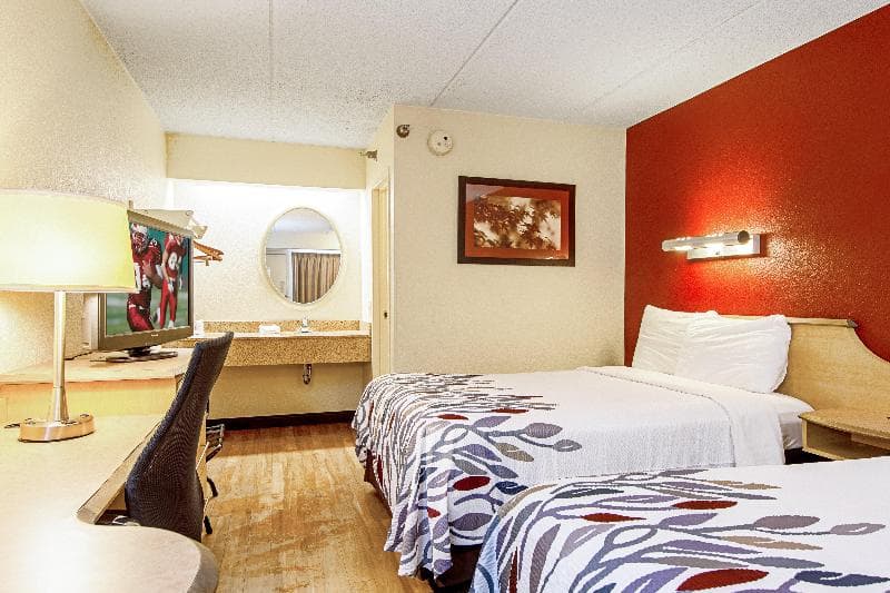 Red Roof Inn Harrisburg North 4