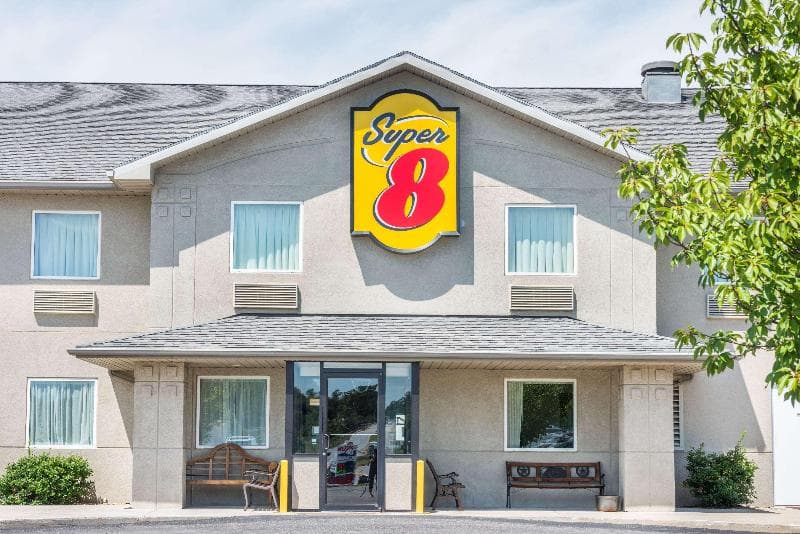 Super 8 By Wyndham Hagerstown/Halfway Area 2