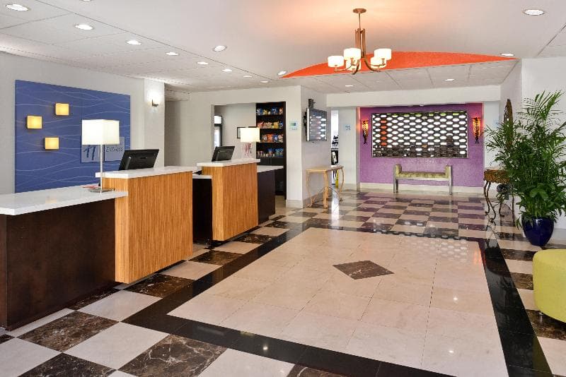 Holiday Inn Express & Suites Florida City-Gateway To Keys 5