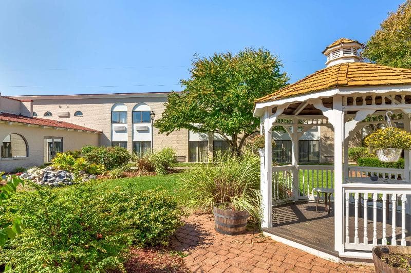 Best Western Plus North Haven Hotel 2