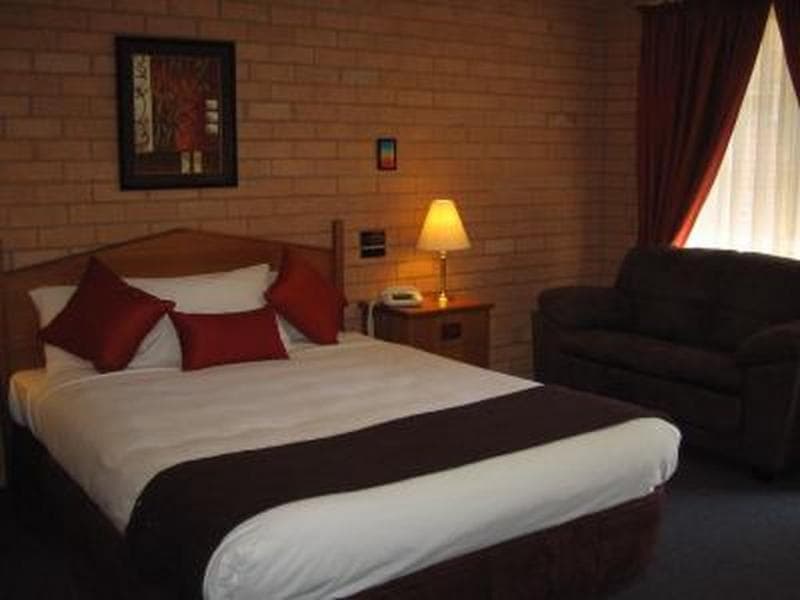 Aalana Motor Inn photo 1