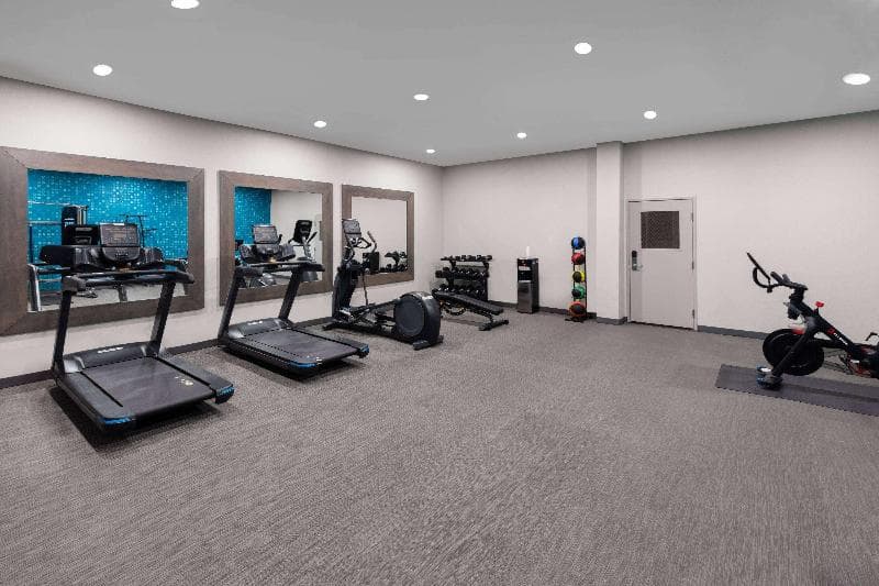 La Quinta Inn & Suites by Wyndham Houma 2