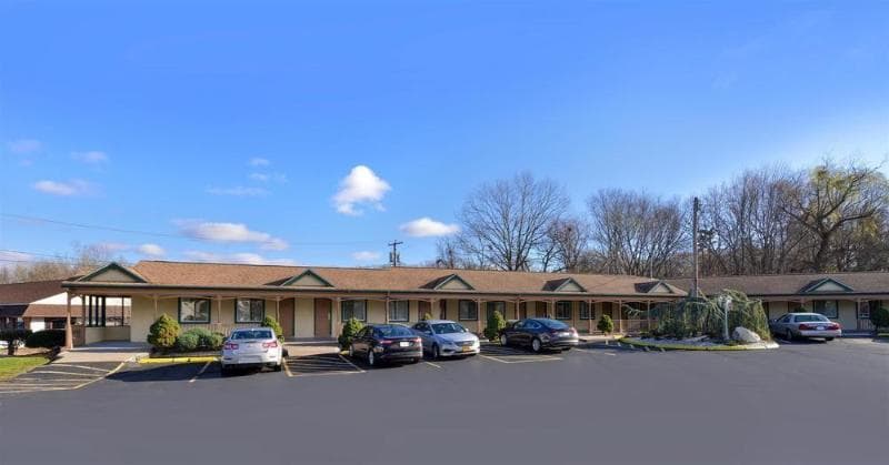 Americas Best Value Inn Cheshire / Meriden photo 1