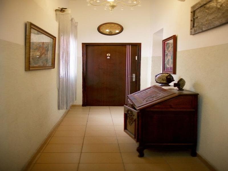 Loui Hotel 4