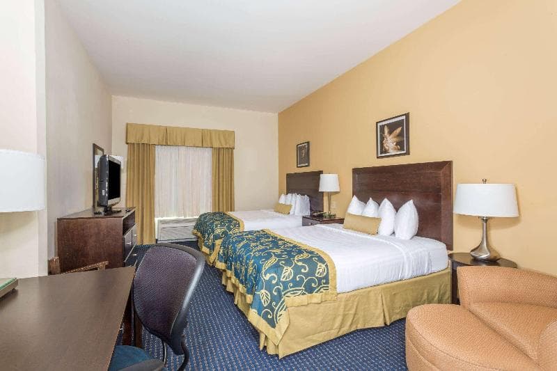 Wingate by Wyndham Houma 3