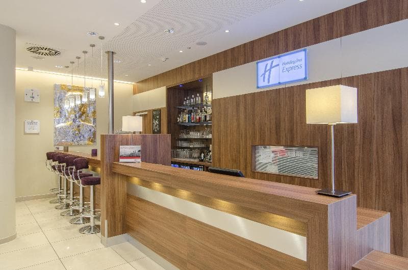 Premier Inn Hamburg City Millerntor 5