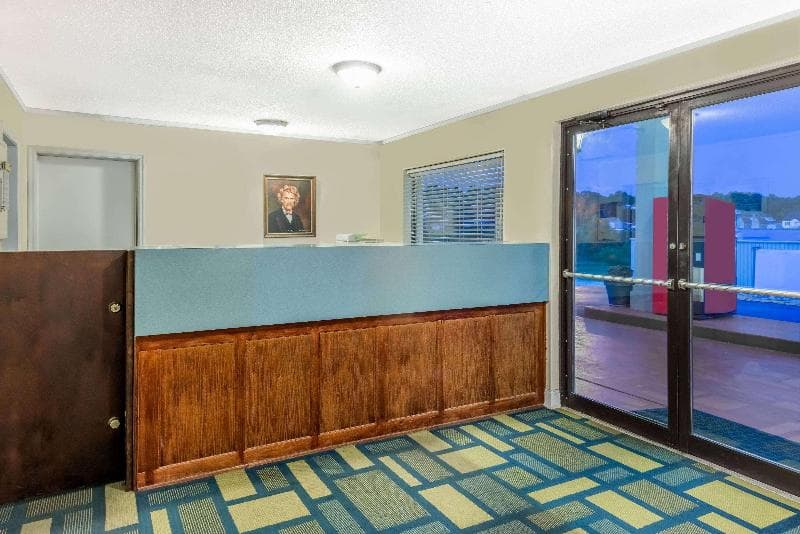 Days Inn By Wyndham Hannibal 4