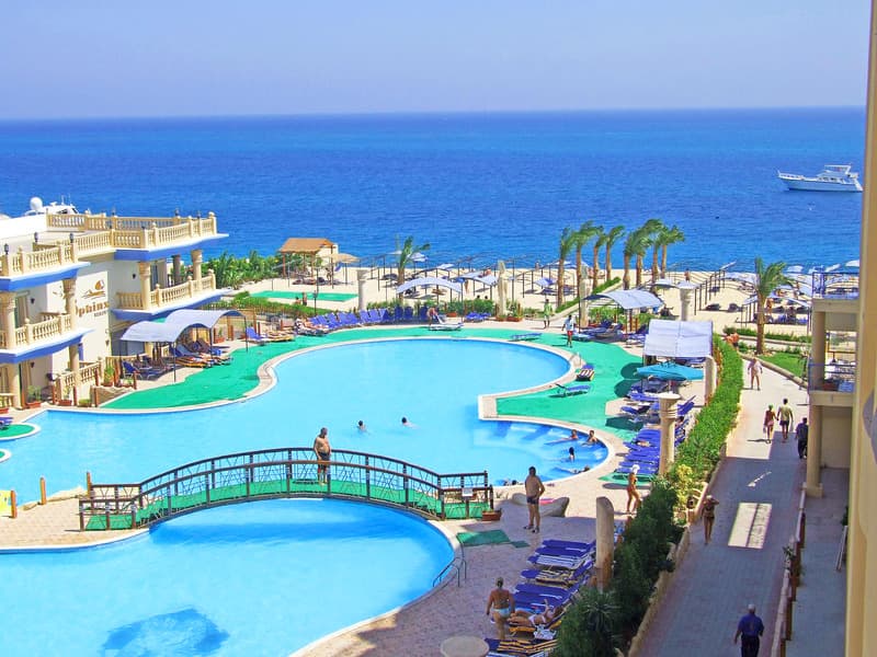 Sphinx Aqua Park Beach Resort main