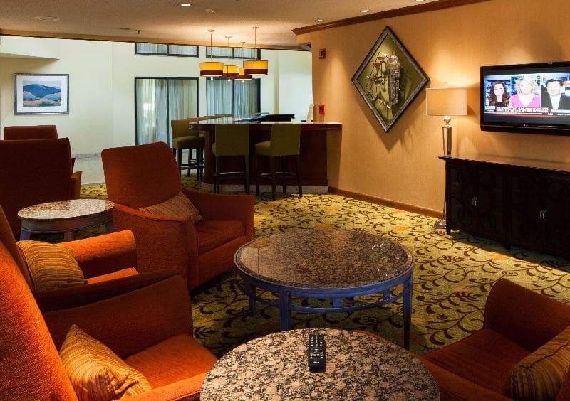 Crowne Plaza Hickory 2