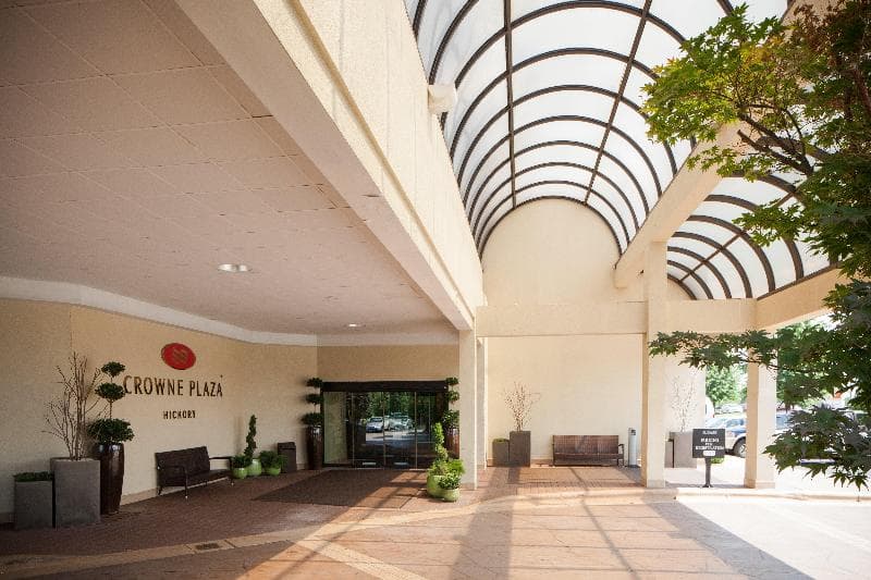 Crowne Plaza Hickory 3