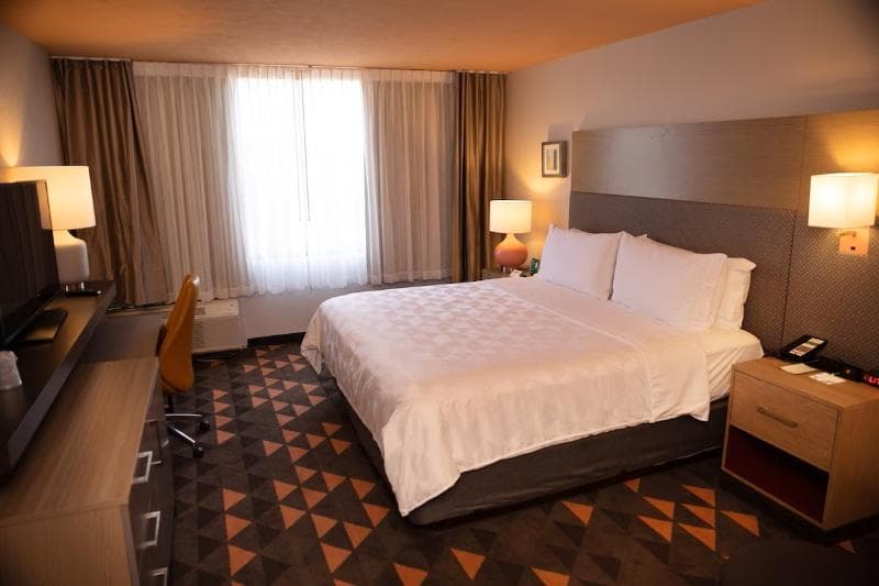 Wyndham Houston Hobby Airport 5