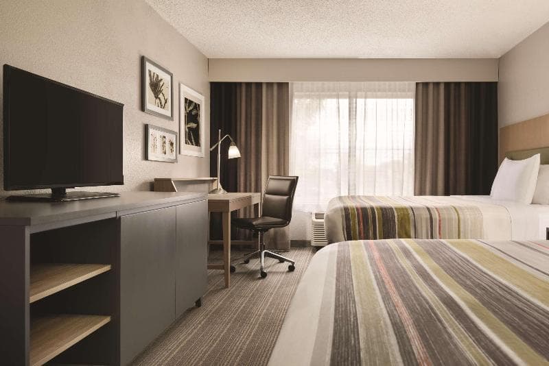 Country Inn & Suites By Radisson Indianapolis South In 3