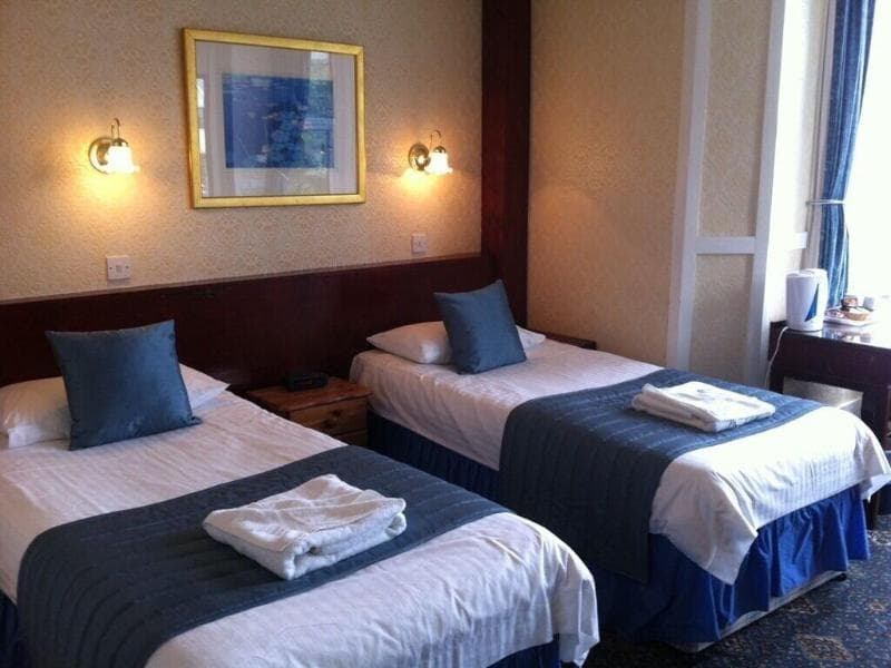 Arrandale Hotel & Apartments main