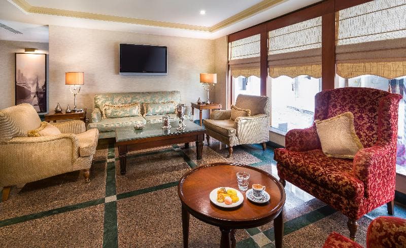 Titanic Comfort Sisli 2