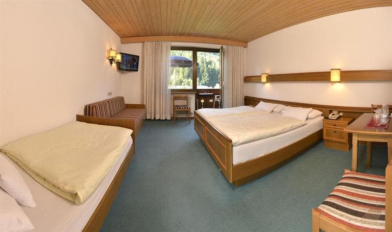 Hotel Pontives photo 1