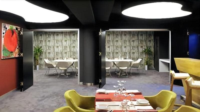 Vernazza Suites Hotel 4
