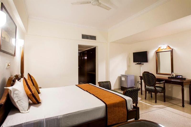 Alpana Hotel main
