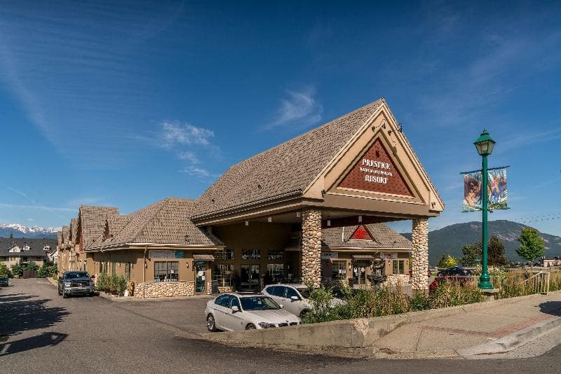 Prestige Radium Hot Springs Resort, BW Premier Collection photo 1