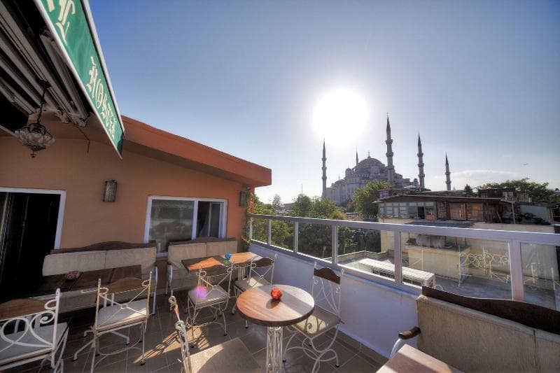 Nobel Hostel Guesthouse 4