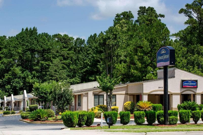 Howard Johnson by Wyndham Wilmington photo 1