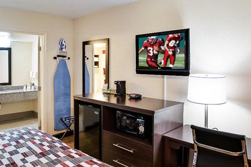 Red Roof Inn Indianapolis East 2