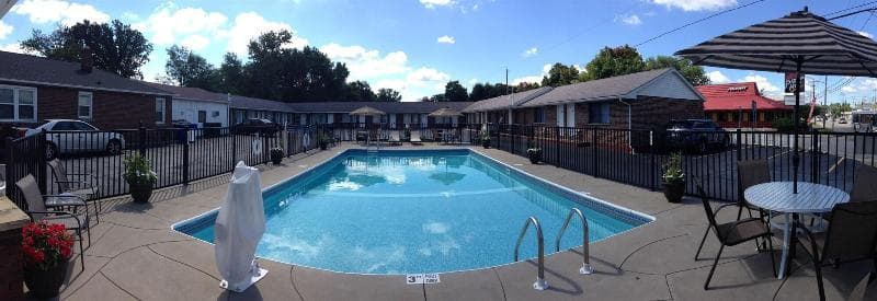 Moonlite Motel Niagara Falls 5
